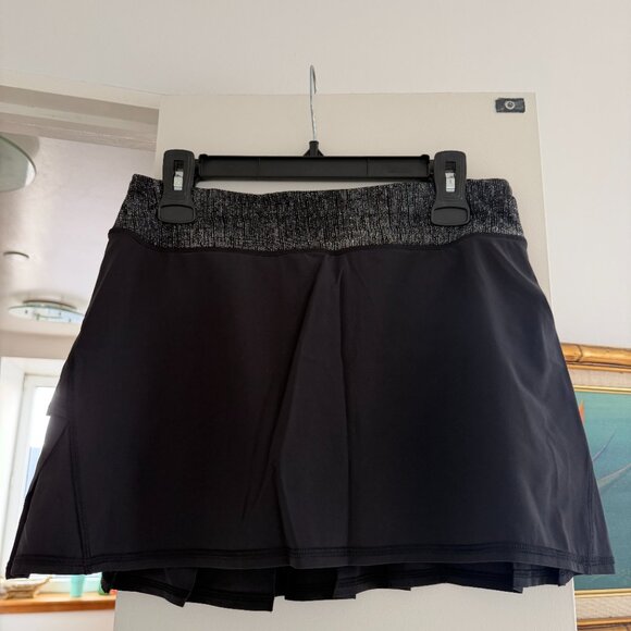 *Brand New* Discontinued style Lululemon Run Pace Setter Skirt Black 6 Tall NWT - Picture 5 of 8